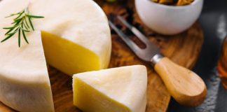 Moose cheese: cos’è, caratteristiche organolettiche, prezzo, curiosità e dove acquistarlo moose-cheese